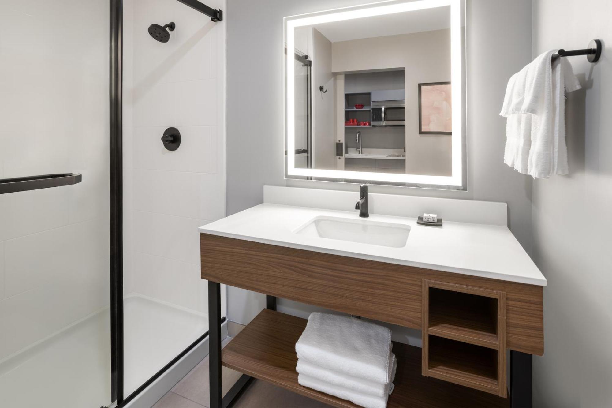 Hawthorn Extended Stay By Wyndham Williston Burlington Exterior foto